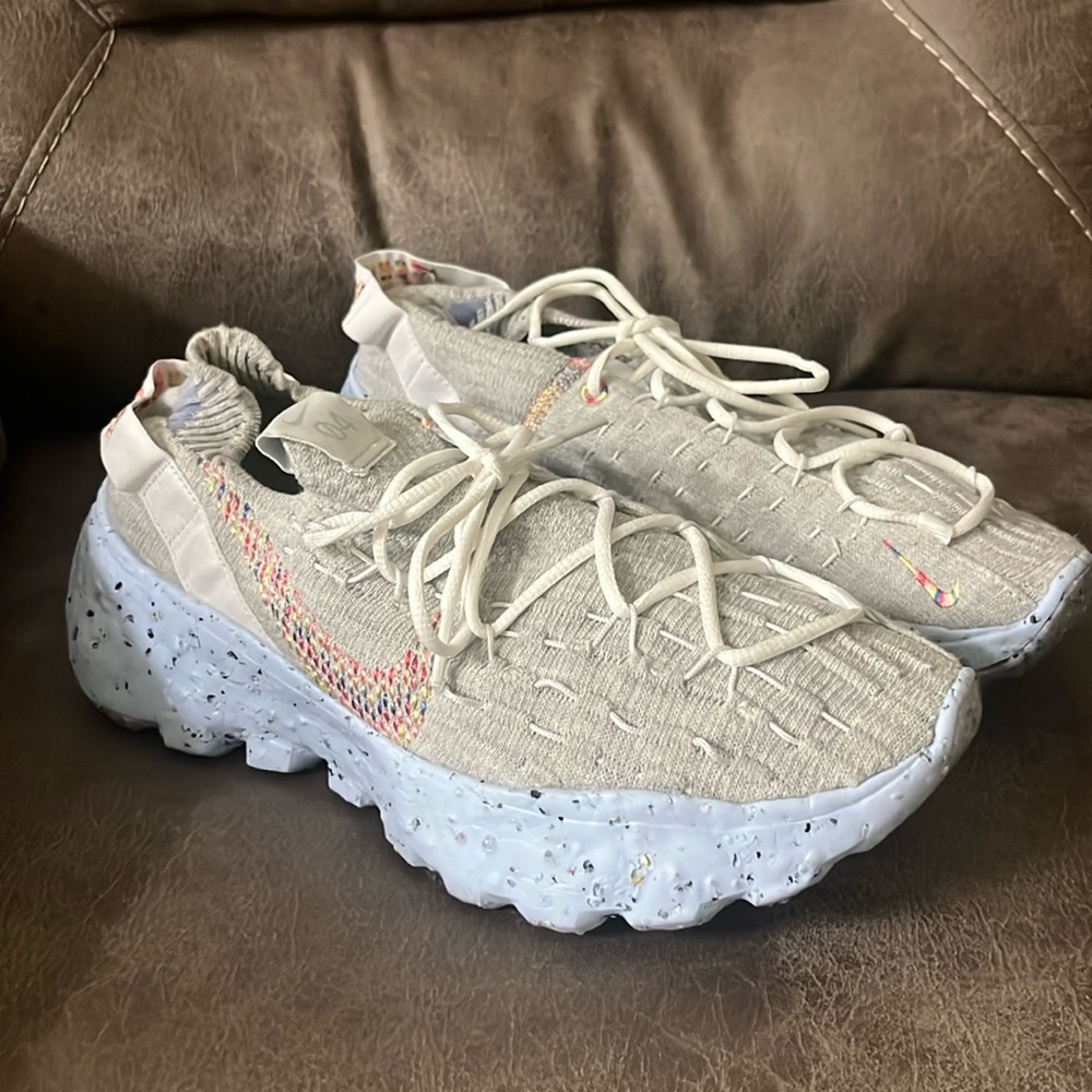 Size 8.5 - Nike Space Hippie 04 Be True (barely worn)